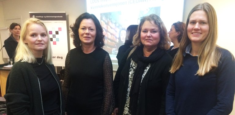 Margrethe Drevvatne Solveig Horne Lill Fisher Gina-Agnetha Andersen foto Siv M Bjelland.jpg