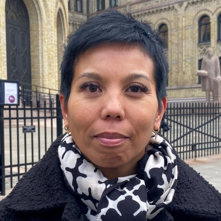 Lizzie Ruud Thorkildsen, nestleder i YS og Tonje Tysland, leder i Aktivitørforbundet i Delta.