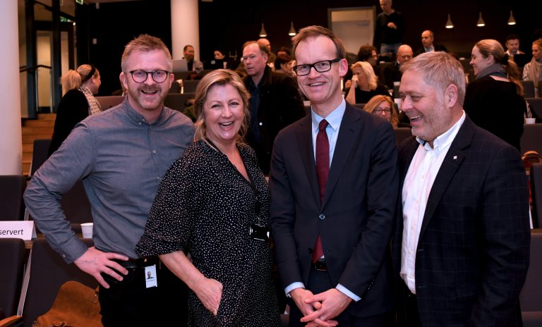 YS ledelsen og statsekretær i Finansdepartementet 3 foto Siv M Bjelland