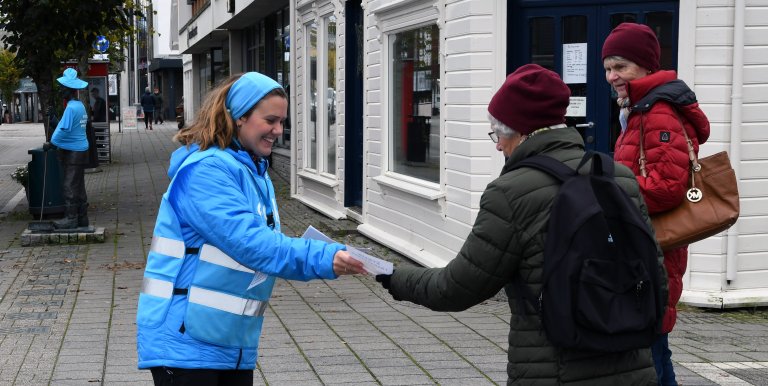 Streikevakt Solveig Hausken streikeleder Karmøy foto Siv M Bjelland.jpg