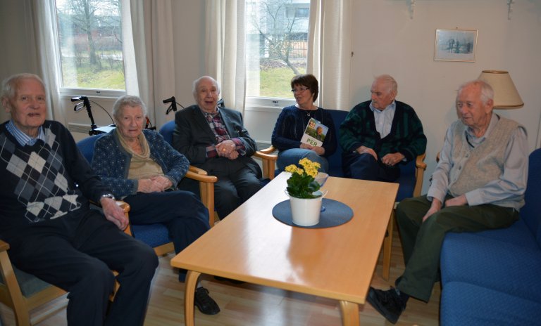 lesegruppen på Furuset dagsenter.jpg