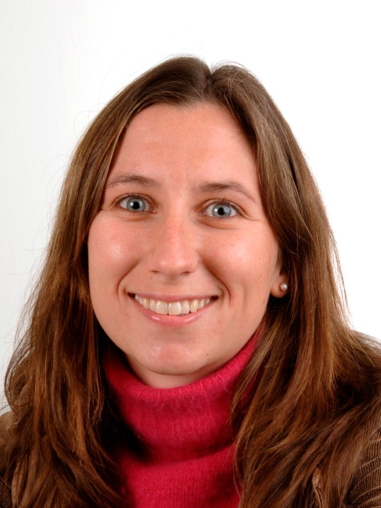 Kristin Helen Roll web.jpg